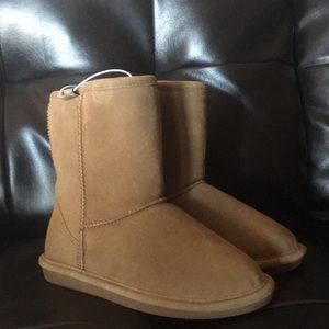 Bearpaw Size 3 Youth Boots